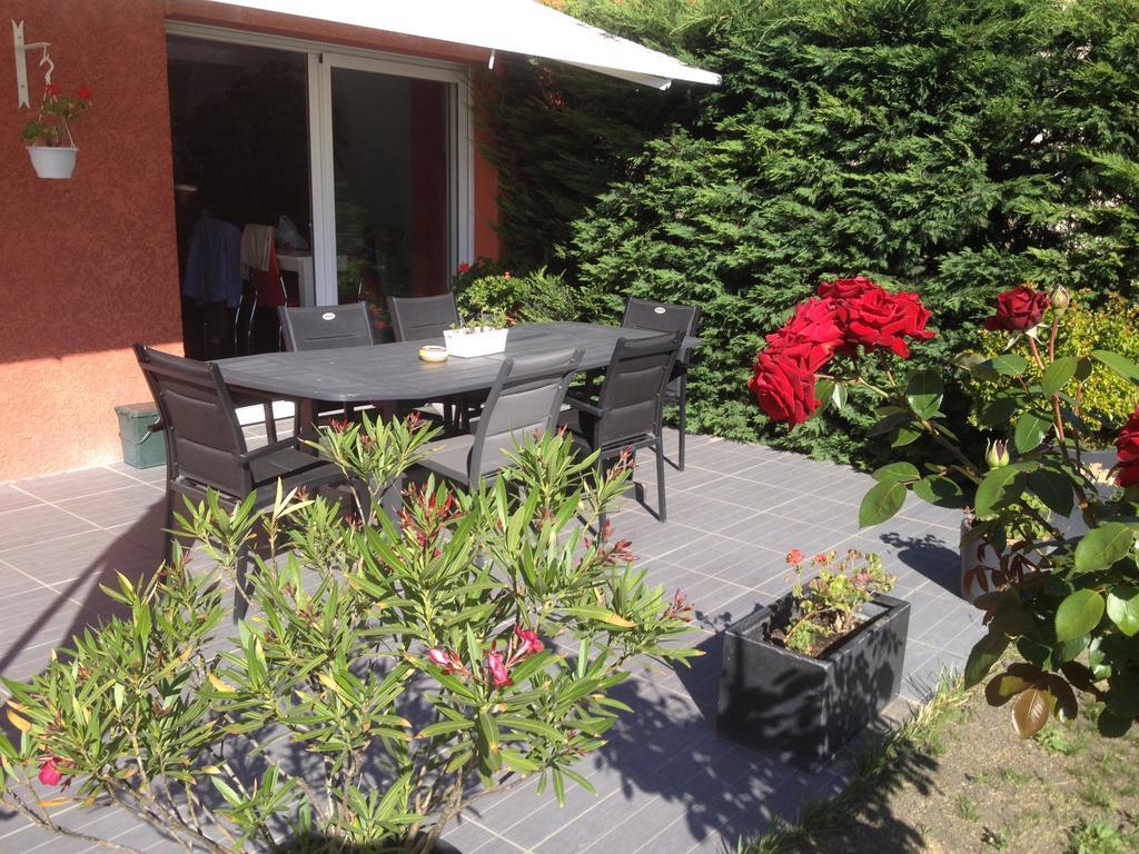 Chambre D'Hotes L'Amaryllis Cournon-d'Auvergne Exterior photo